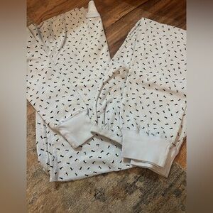 Women’s thermal wear.